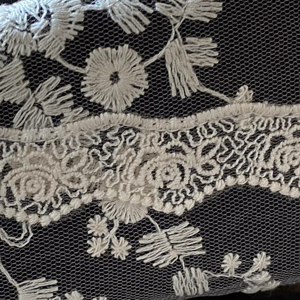 グラスケース メガネポーチ 布製 レース 刺繍 ファッション雑貨 画像2