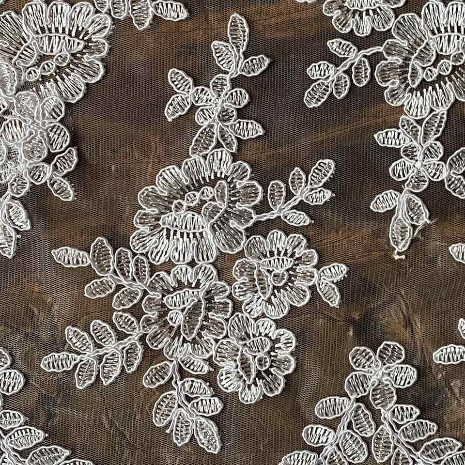 ドイリー 正方形 花瓶敷 ファブリック レース 刺繍 インテリア雑貨 画像2